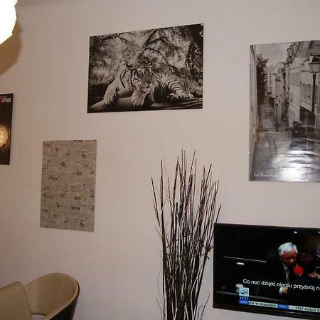 Cosy Apartment In The Old Town Varşovia Exterior foto