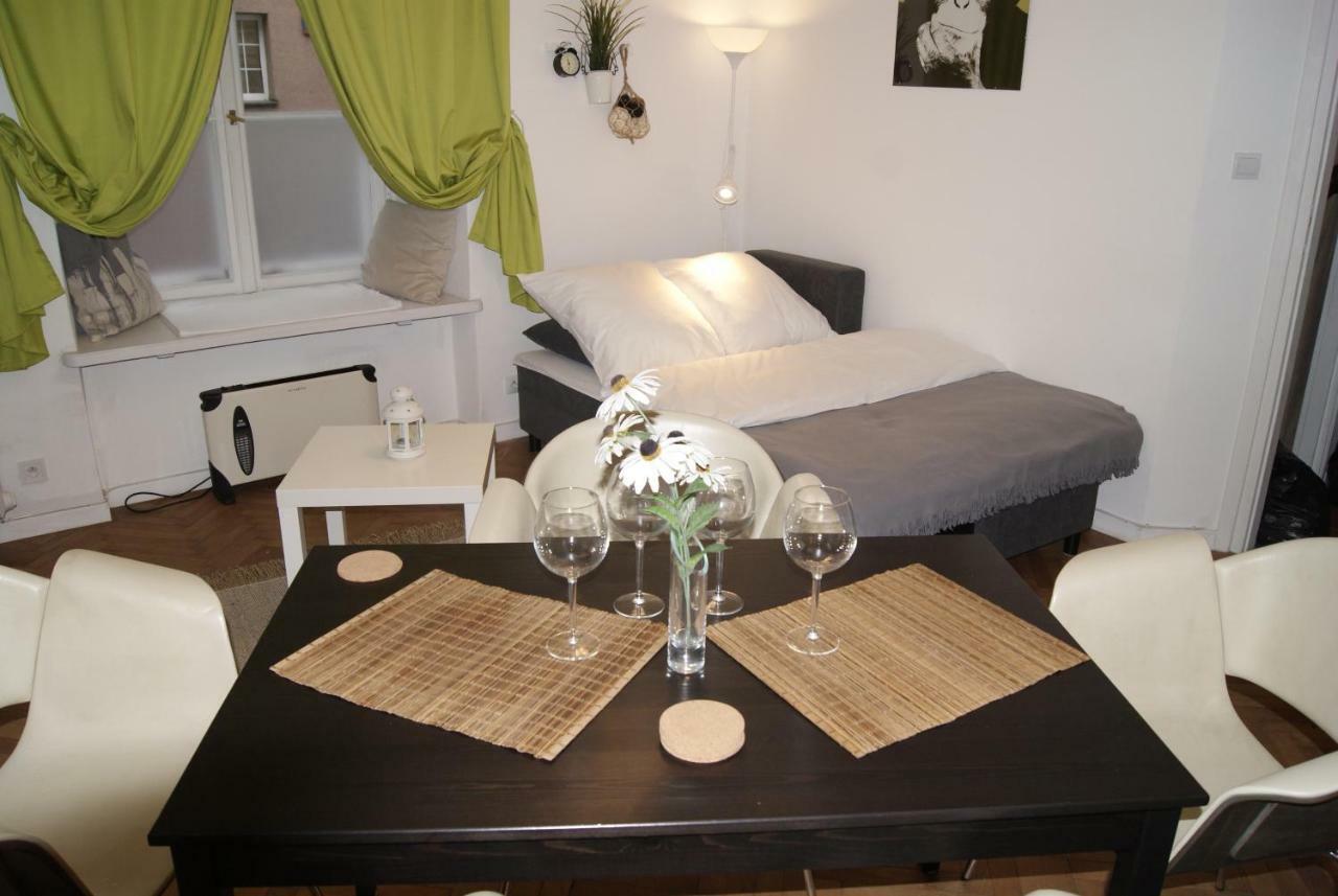 Cosy Apartment In The Old Town Varşovia Exterior foto